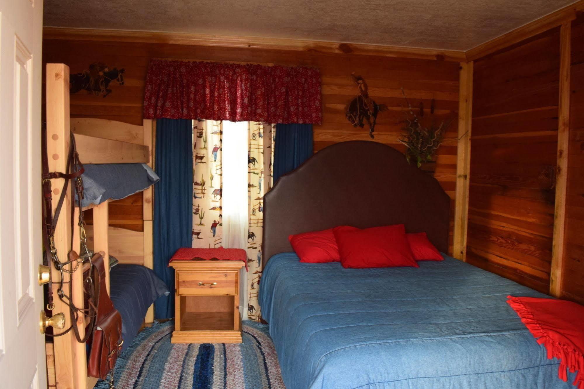 Grand Canyon Ranch & Outfitters Hotel Fredonia Екстериор снимка