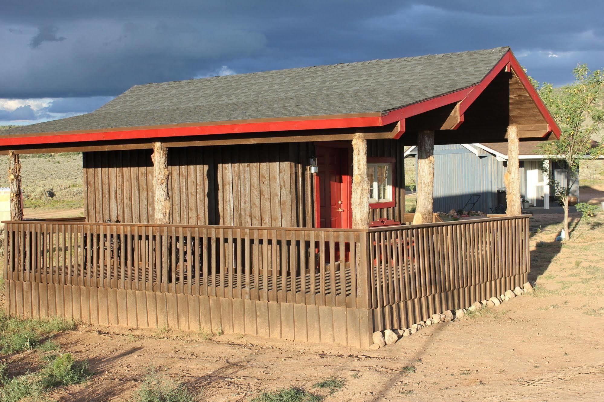 Grand Canyon Ranch & Outfitters Hotel Fredonia Екстериор снимка