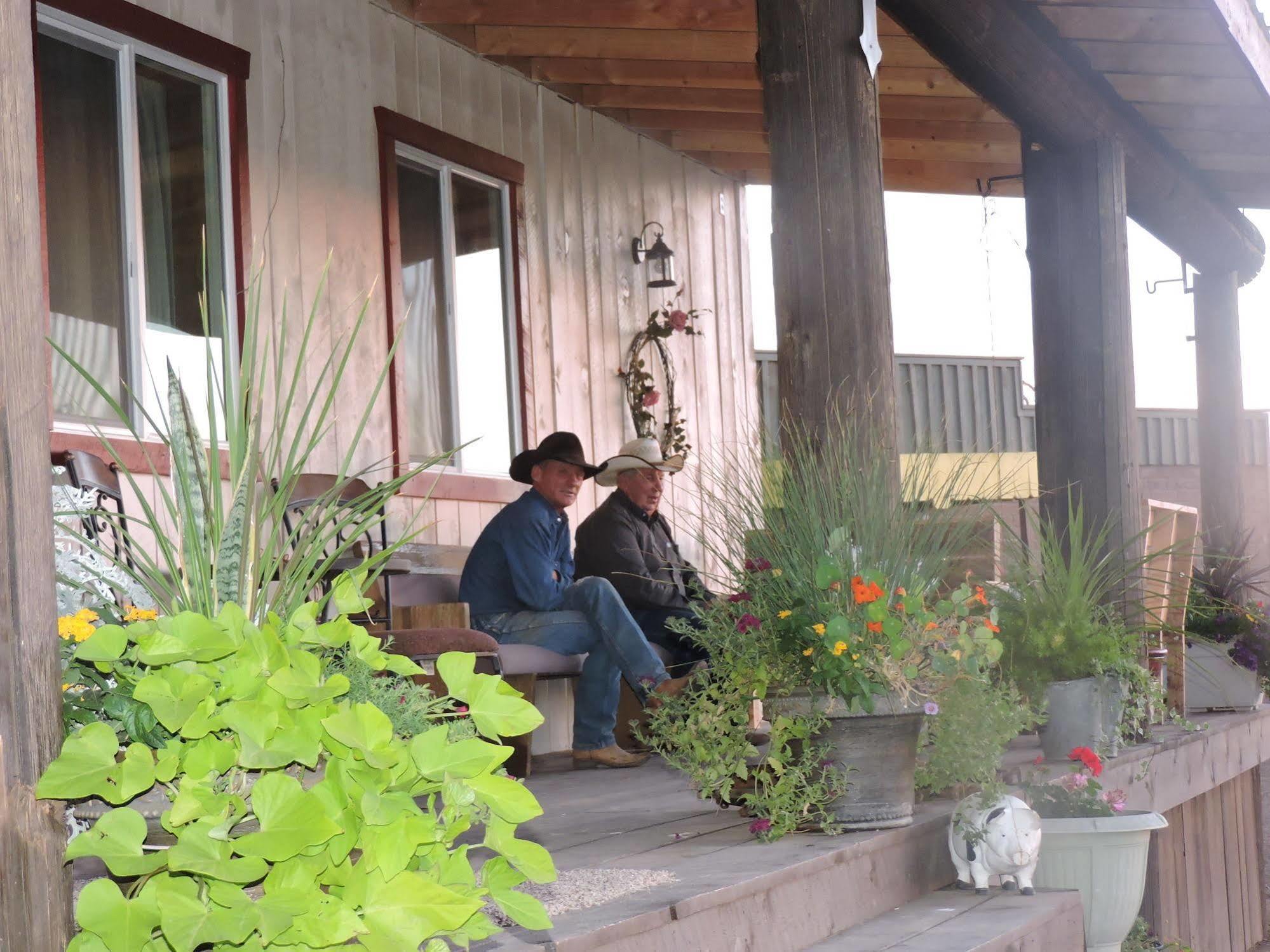 Grand Canyon Ranch & Outfitters Hotel Fredonia Екстериор снимка